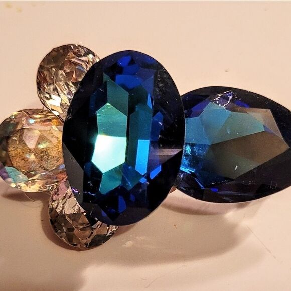 Wendy Gell Swarovski Blue Brooch Crystal - Picture 1 of 3